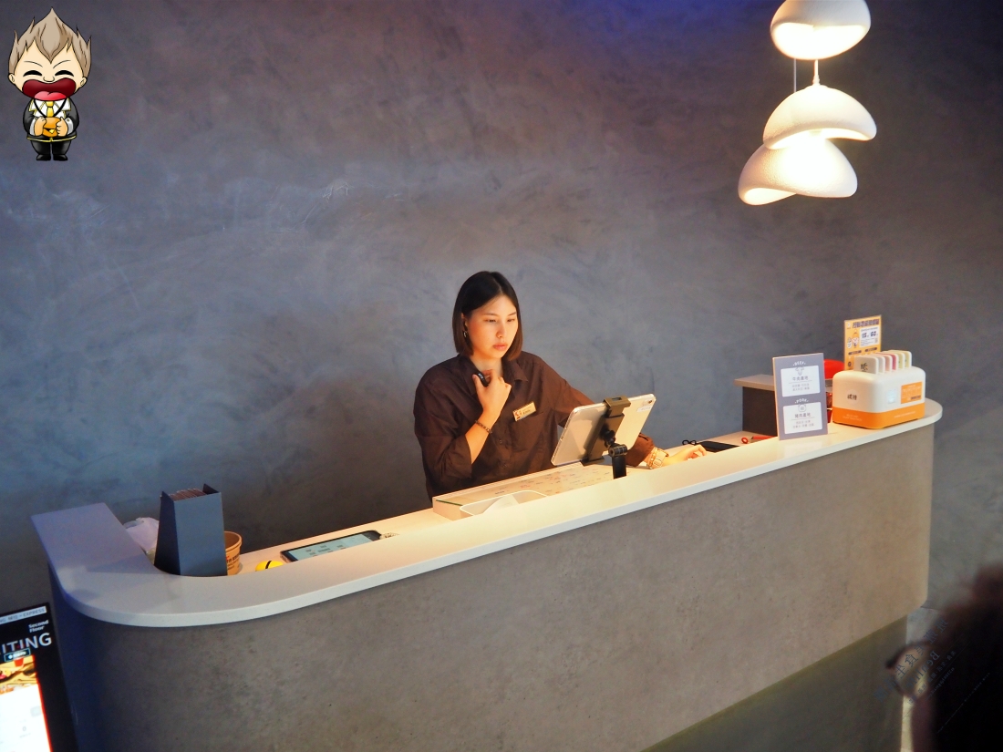 【高雄美食】貳樓 Second Floor 高雄夢時代店 第二間裝潢走海洋夜店風格 經典早午餐表現很棒 用餐體驗也挺好 2 【高雄美食】貳樓 Second Floor 高雄夢時代店 第二間裝潢走海洋夜店風格 經典早午餐表現很棒 用餐體驗也挺好