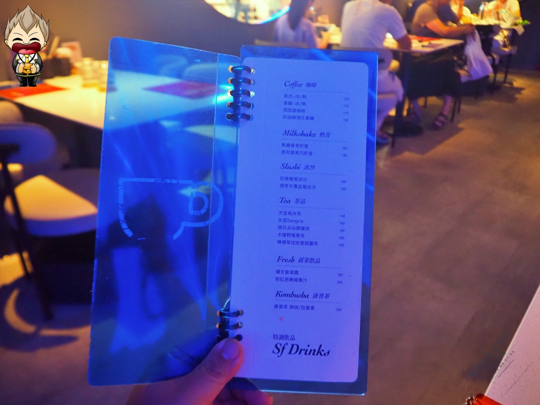 【高雄美食】貳樓 Second Floor 高雄夢時代店 第二間裝潢走海洋夜店風格 經典早午餐表現很棒 用餐體驗也挺好 10 【高雄美食】貳樓 Second Floor 高雄夢時代店 第二間裝潢走海洋夜店風格 經典早午餐表現很棒 用餐體驗也挺好