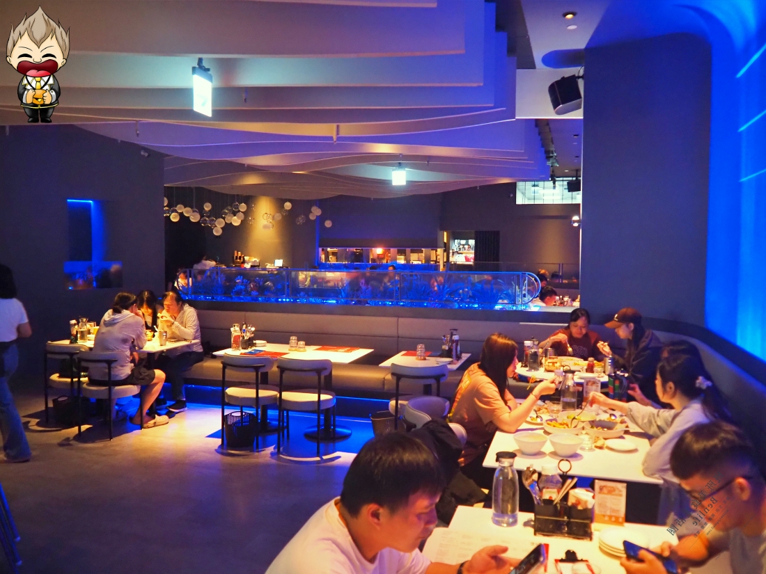 【高雄美食】貳樓 Second Floor 高雄夢時代店 第二間裝潢走海洋夜店風格 經典早午餐表現很棒 用餐體驗也挺好 5 【高雄美食】貳樓 Second Floor 高雄夢時代店 第二間裝潢走海洋夜店風格 經典早午餐表現很棒 用餐體驗也挺好