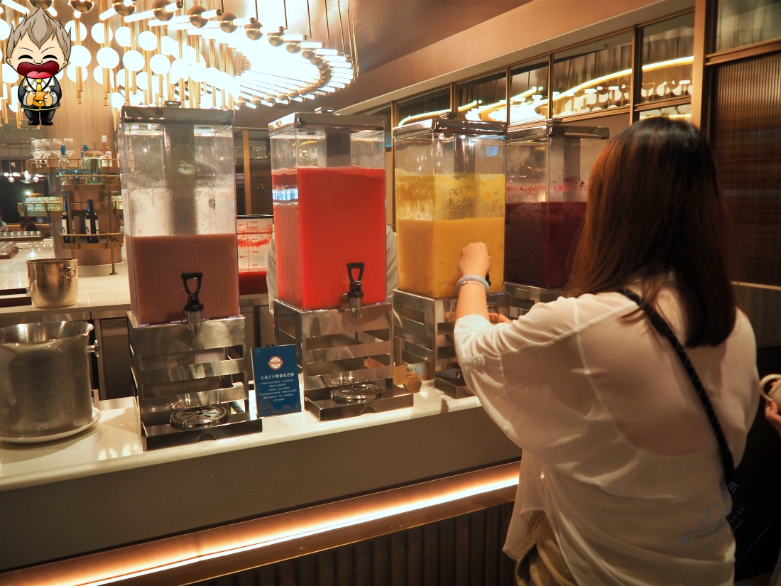 【高雄美食】島語高雄漢來店 進駐漢神本館8樓 堪稱全台最難訂Buffet 專屬聯名調酒「閃耀芭梨」 首創一餐檯配一款酒 9大餐區帶你搶先看 93 【高雄美食】島語高雄漢來店 進駐漢神本館8樓 堪稱全台最難訂Buffet 專屬聯名調酒「閃耀芭梨」 首創一餐檯配一款酒 9大餐區帶你搶先看