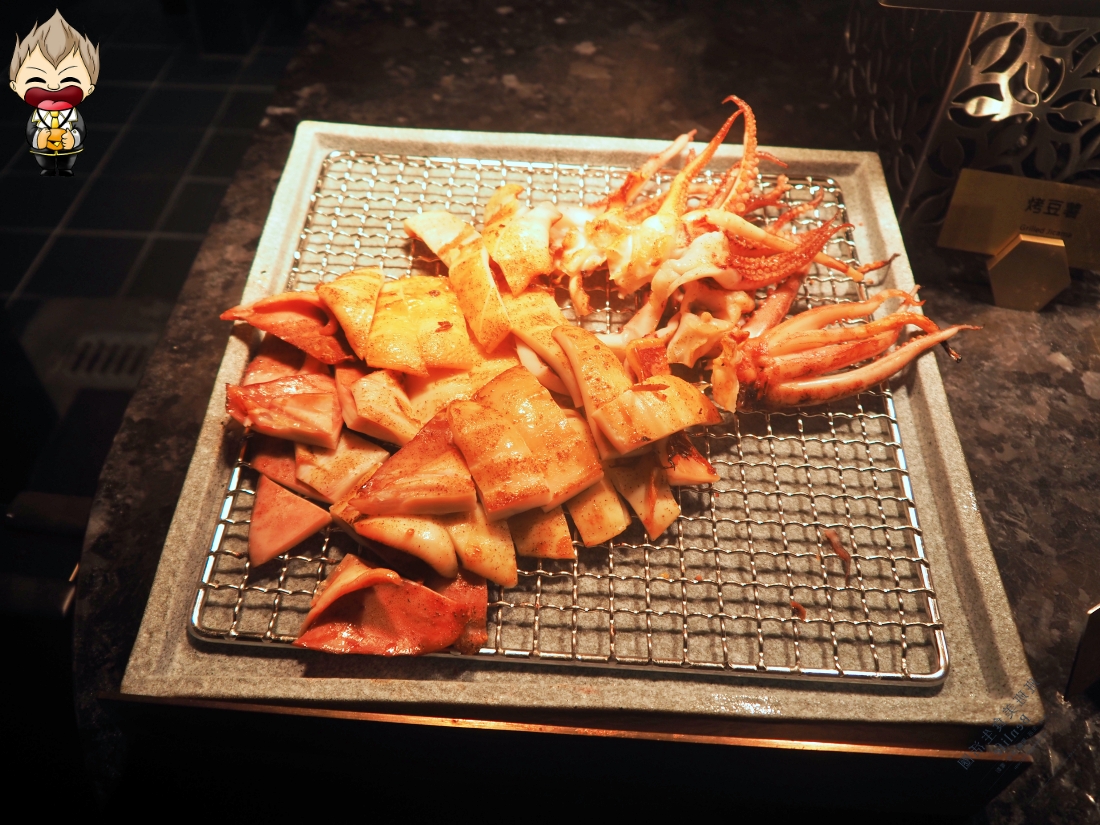 【高雄美食】島語高雄漢來店 進駐漢神本館8樓 堪稱全台最難訂Buffet 專屬聯名調酒「閃耀芭梨」 首創一餐檯配一款酒 9大餐區帶你搶先看 43 【高雄美食】島語高雄漢來店 進駐漢神本館8樓 堪稱全台最難訂Buffet 專屬聯名調酒「閃耀芭梨」 首創一餐檯配一款酒 9大餐區帶你搶先看