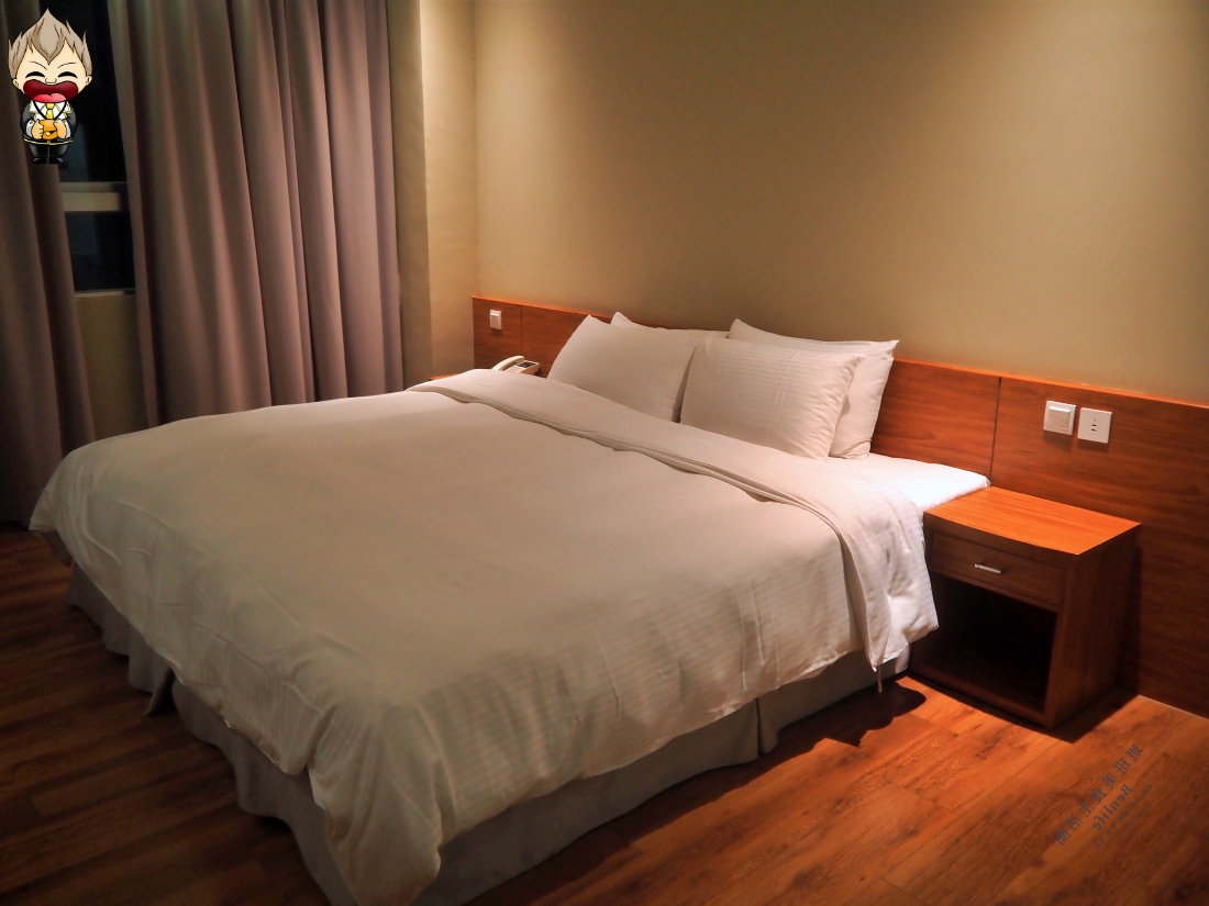 【高雄住宿】河堤漫旅自立館 台鋼雄鷹球迷及會員都可享有會員優惠價 雙人房寬敞舒適 早餐可以輕鬆吃 停車也相當方便 21 【高雄住宿】河堤漫旅自立館 台鋼雄鷹球迷及會員都可享有會員優惠價 雙人房寬敞舒適 早餐可以輕鬆吃 停車也相當方便