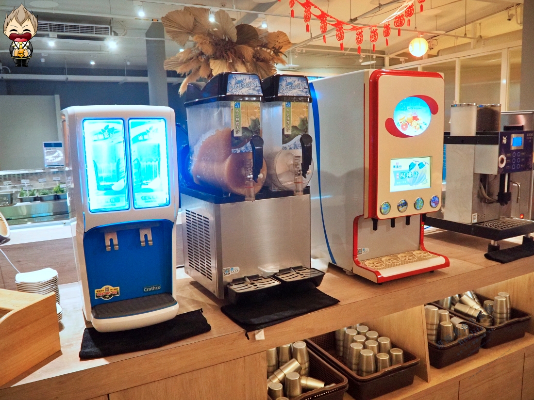 【高雄美食】青木堂鍋物CING MU TAN左營店 晚餐不用500元就能爽吃8款原塊現切肉品 主推奶香起司、麻辣湯底 高雄平價吃到飽推薦