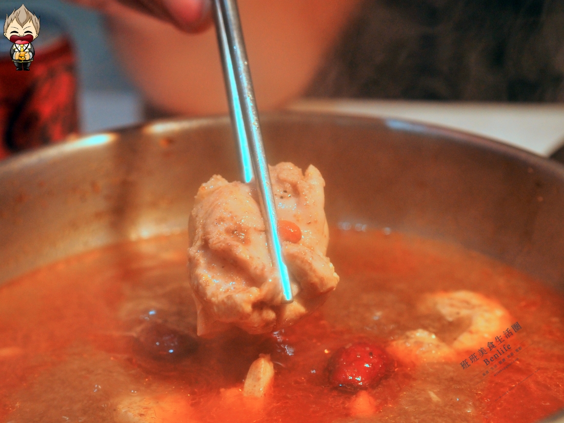 【高雄美食】青木堂鍋物CING MU TAN左營店 晚餐不用500元就能爽吃8款原塊現切肉品 主推奶香起司、麻辣湯底 高雄平價吃到飽推薦